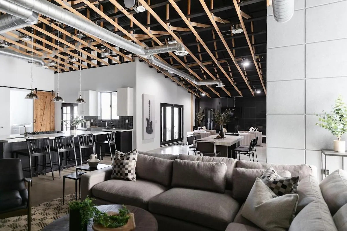 Вилла Modern Industrial-Near Old Town Скоттсдейл