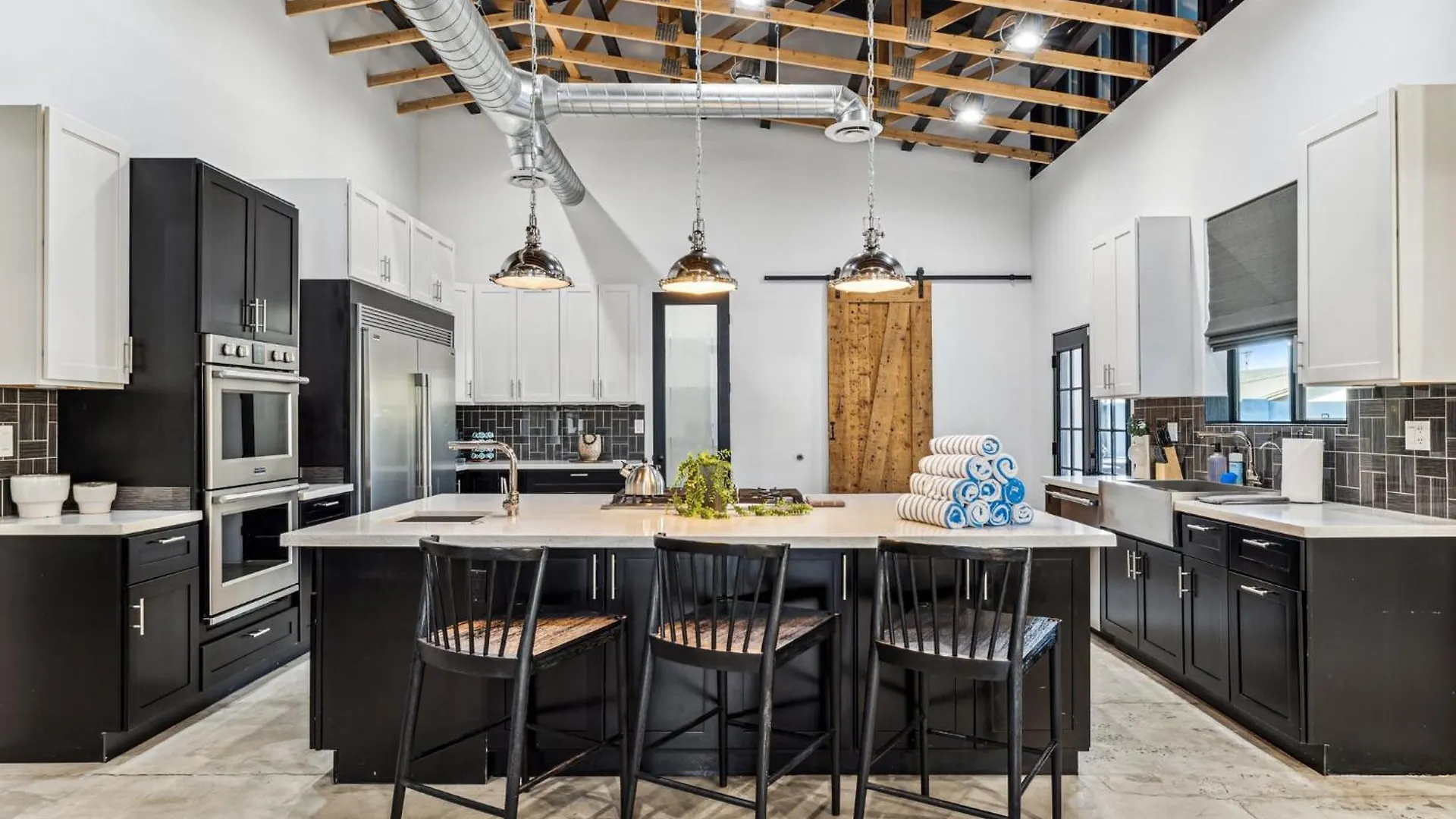 Дом отдыха Вилла Modern Industrial-Near Old Town Скоттсдейл США
